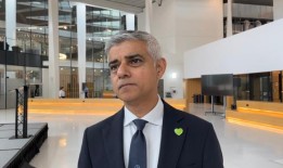 萨迪克·汗在再次当选伦敦市长后收到了数千条辱骂信息