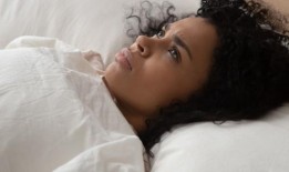 睡眠专家的“不寻常”方法可以帮助你“立即入睡”