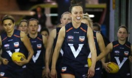 聚集在AFLW代表游戏的势头