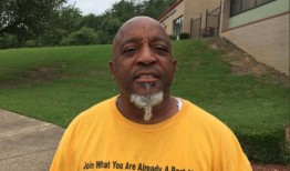 肯尼斯·格拉斯哥，阿拉巴马州牧师，阿尔·夏普顿同父异母的兄弟，被判在联邦监狱服刑5年