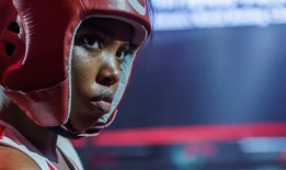 内心之火评论：坚韧不拔的拳击戏剧是我见过的最真实的体育传记片