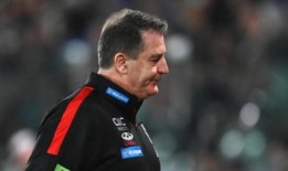 圣徒队教练为被禁赛的老鹰队的小枪感到难过