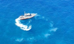 海岸警卫队队员是风暴中平静的声音