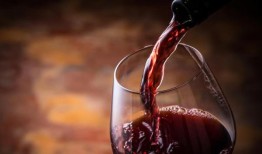 在流感大流行之后的几年里，美国的酒精消费量上升了