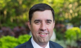 阿拉巴马州最高法院法官在《华尔街日报》上写道，DEI条款“淡化”了司法考试