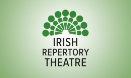 布莱恩·弗里尔的翻译将于10月20日在爱尔兰共和国开始演出