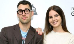 拉娜·德雷在她的歌曲《玛格丽特》中没有提到杰克·安东诺夫的结婚日期