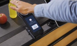 亚马逊在全美全食超市推出掌纹支付扫描技术