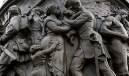 阿灵顿公墓邦联纪念碑上抱着一个白人孩子的“嬷嬷”即将被拆除