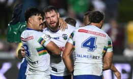 在鲨鱼队溃败后，瑞奇要求突袭队的救赎