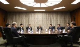 日本央行推迟进一步加息