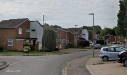 波尔切斯特：城堡厨房失火后，一名男子获救