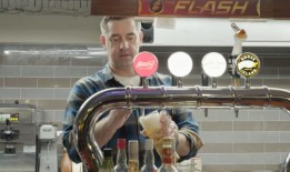 [生活在韩国]骰子和漫画咖啡馆：一个家外之家的角色扮演和棋盘游戏爱好者