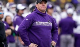 西北大学欺侮丑闻诉讼称教练纵容性行为不端和种族主义