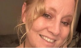 阿拉巴马州一名被丈夫纵火的女子的家人说，她的康复之路还很漫长