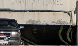 莫比尔的班克海德隧道重新开放，每晚关闭以进行剩余工作