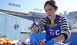 在道奇体育场的挑战中，阿拉巴马州的厨师在“厨艺大师”上丢球