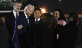 2024年总统候选人迪恩·菲利普斯称佩洛西和范斯坦老了拜登是他的下一个目标