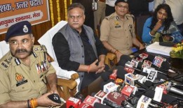 两家人在空中发生争吵后，瑞安航空的航班被迫降落