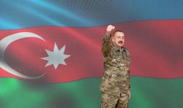 阿塞拜疆强人将在2024年竞选连任：政党