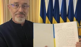 泽伦斯基宣布新国防部长后，乌克兰国防部长辞职