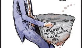 凯蒂·布里特和特伦维尔随特朗普飞往阿拉巴马州与佐治亚州的比赛现场