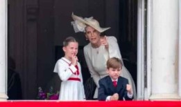 爱丁堡公爵夫人苏菲“骂夏洛特公主”：读唇人揭露真相