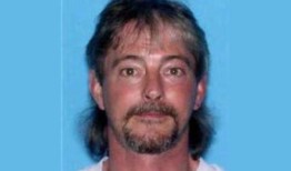 家人在寻找最近在伯明翰死亡的三名男子