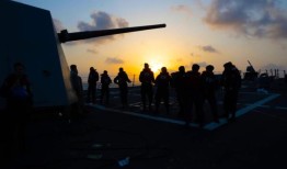 海军驱逐舰“梅森”号发射的胡塞导弹“很可能”飞向美国军舰