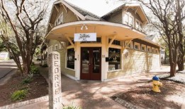 盖伊·菲利(Guy Fieri)接下来会去阿拉巴马州的哪个地方？如何观看