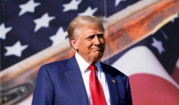 特朗普的支持者高呼“基督为王！”在乔治亚州的集会上：“上帝把他放在这里是有目的的”