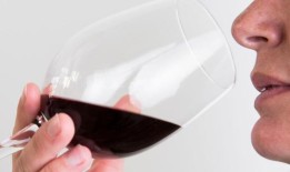 当人工智能保护波尔多的特级酒庄不受假冒时