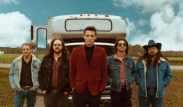 阿拉巴马州的红粘土流浪狗与著名制作人戴夫·科布合作