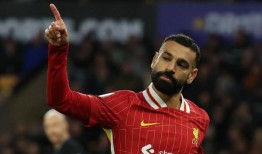 狼队1-2利物浦：萨拉赫点球锁定胜利，红军荣登英超榜首