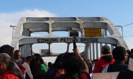 卡玛拉·哈里斯、梅里克·加兰将在塞尔玛游行纪念“血腥星期日”