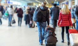 “地震”在德国，移民带来了极右翼支持率的创纪录增长，这也是大多数民众对政府不满的原因