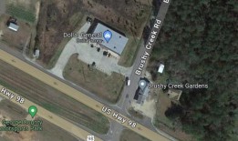 警长说，密西西比州副警长，嫌疑人在交通拦截导致的追捕中被枪杀