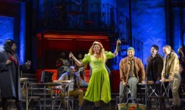 照片：看看拉娜·戈登，阿玛亚·布拉干萨，威尔·曼，以及更多的哈德斯敦之旅